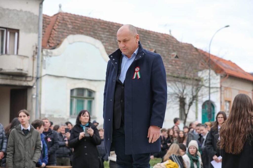 0f085a24 1e37 41c5 9e5a 746fbd7f1915