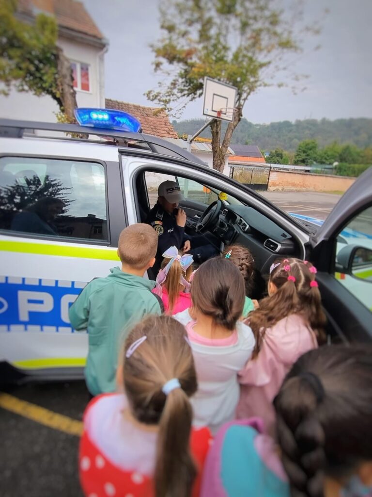 13218fc1 b8d7 46bf 9a48 d3d4d3a97d06