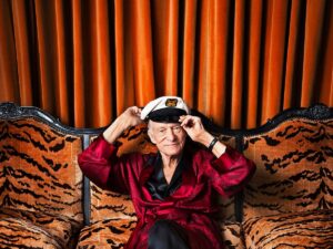 Playboy, la răscruce: Cooper Hefner oferă 100 de milioane de dolari pentru a salva brandul 1 1435085390 esq0413138b hugh hefner 2
