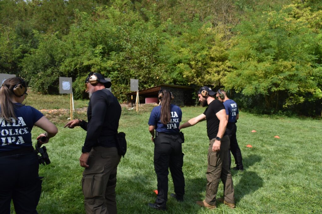 Tragere Poligon Politie