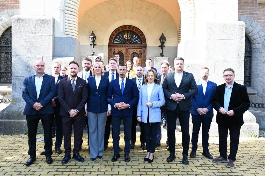 WhatsApp Image 2024 10 16 at 15.58.30