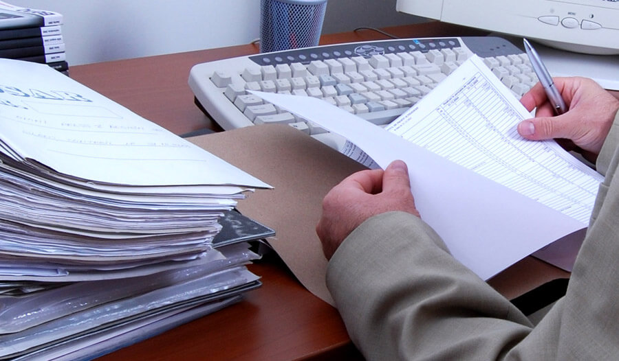 Salariile bugetarilor, în pericol de înghețare în 2025 din cauza îndatorării crescute bugetari 1