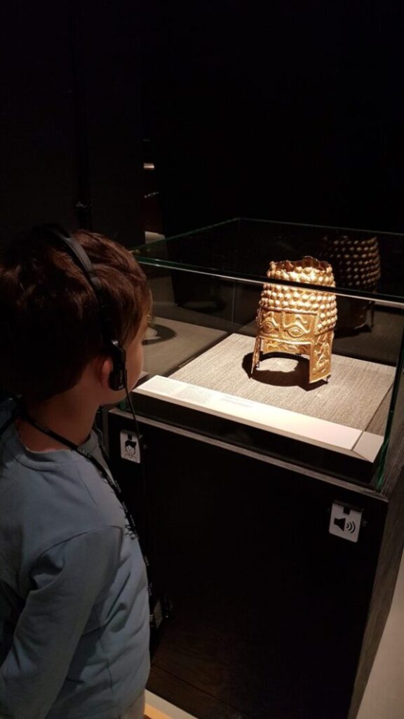 jaf tezaur Cotofenesti artefacte