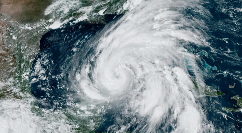 Uraganul Helene devastează Sud-Estul SUA: inundații și pierderi de vieți omenești în 4 state dqwqq