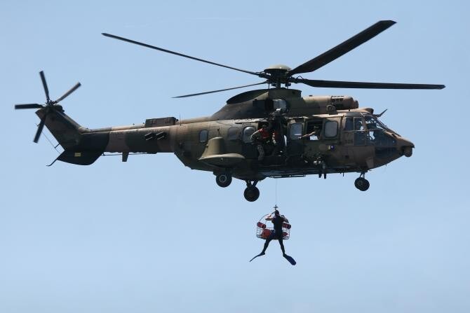 Militar român din forțele speciale, George Adrian Butiurca, grav rănit într-un exercițiu militar – nevoie urgentă de donatori de sânge! elicopter militar incidente 24405500