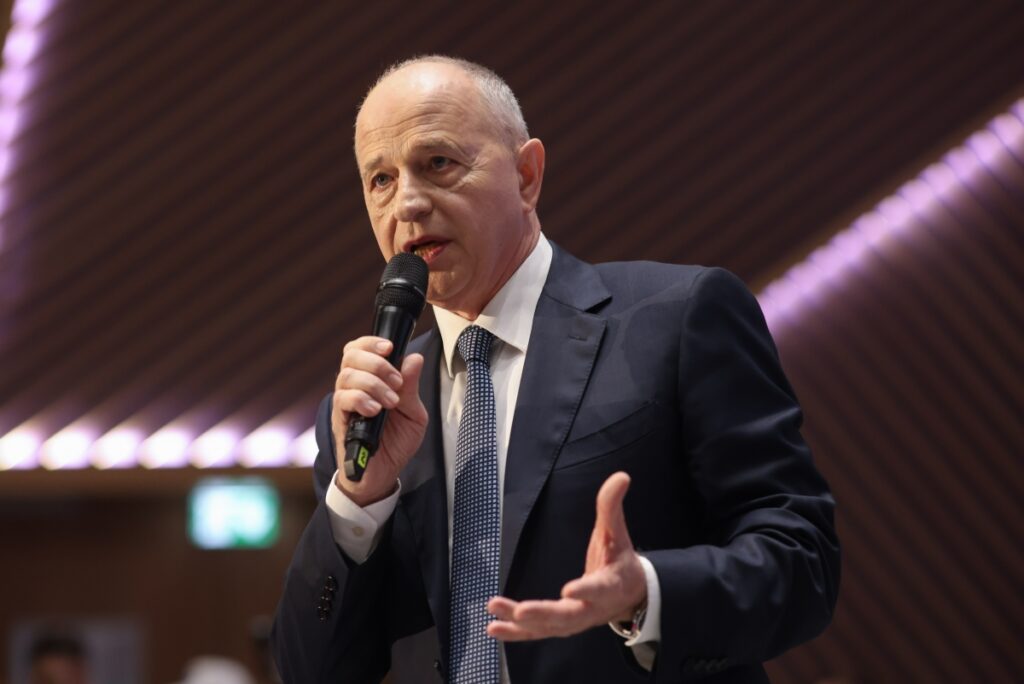 media 172822269637180300