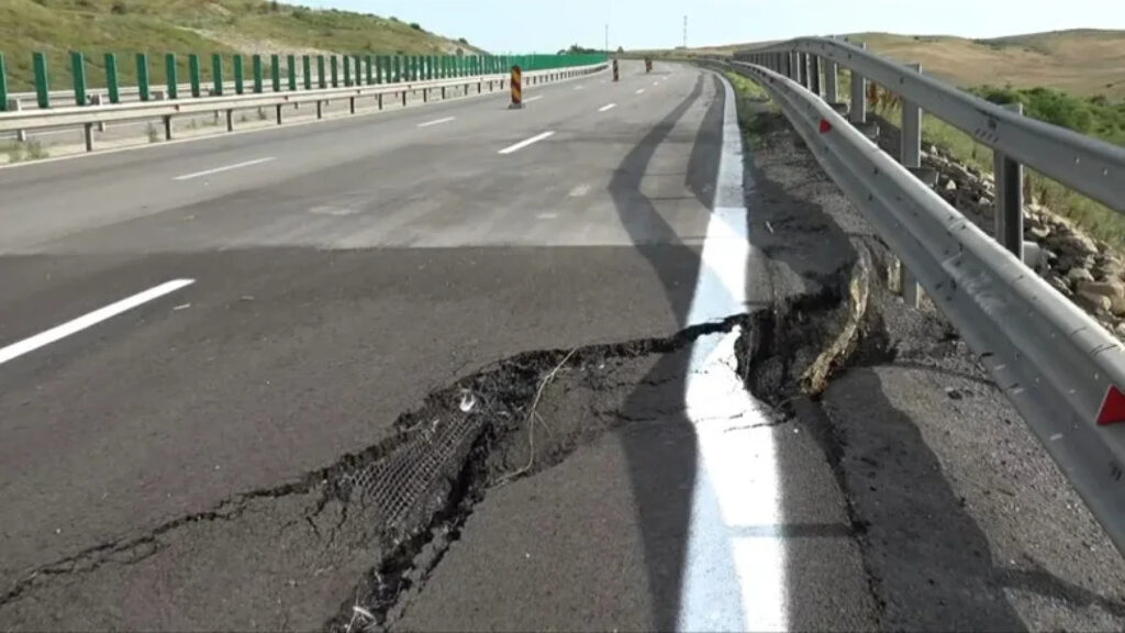 Autostrada Sebeș-Turda se va închide pe 17 kilometri, pe sensul Unirea – Turda autostrada A10 surpata